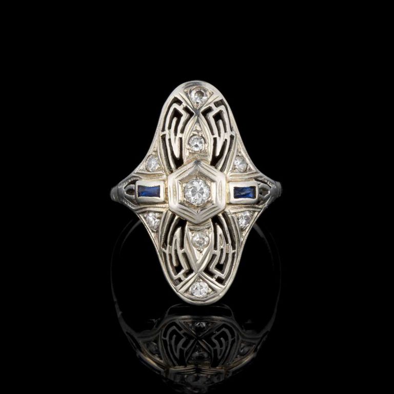 Antique / Vintage Art Deco Lady's Ring
