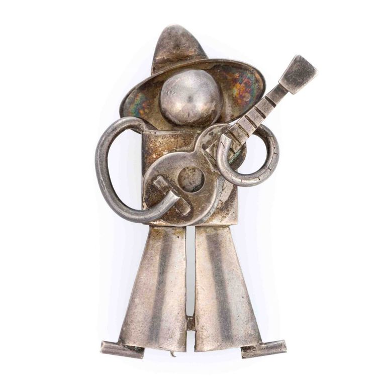 Fred davis mexican silver guitar player figural brooch