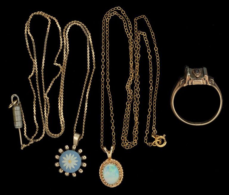 Vintage 10k and 14k yellow gold necklaces and ring