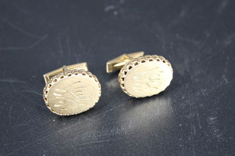 Pair 14k Yellow Gold Cufflinks
