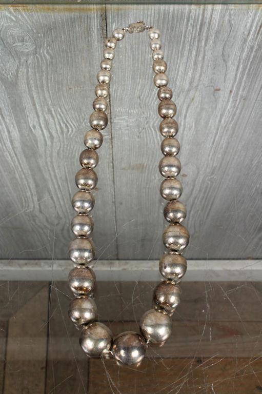 Mexican Silver Graduated Beaded Necklace
