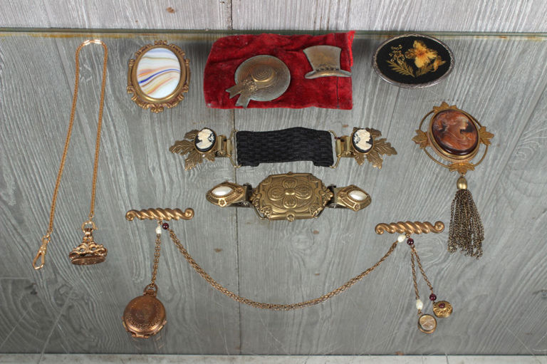 Victorian Style Jewelry Grouping