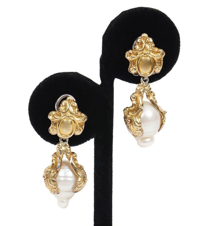 Pr. 18K YG Baroque Pearl Pierced Earrings