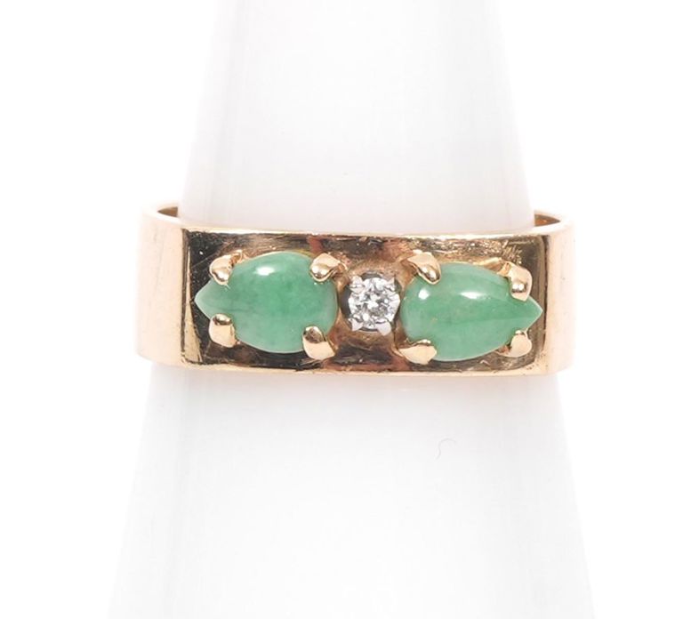 14K YG Fessner Ludwig Co. Jade & Diamond Ring