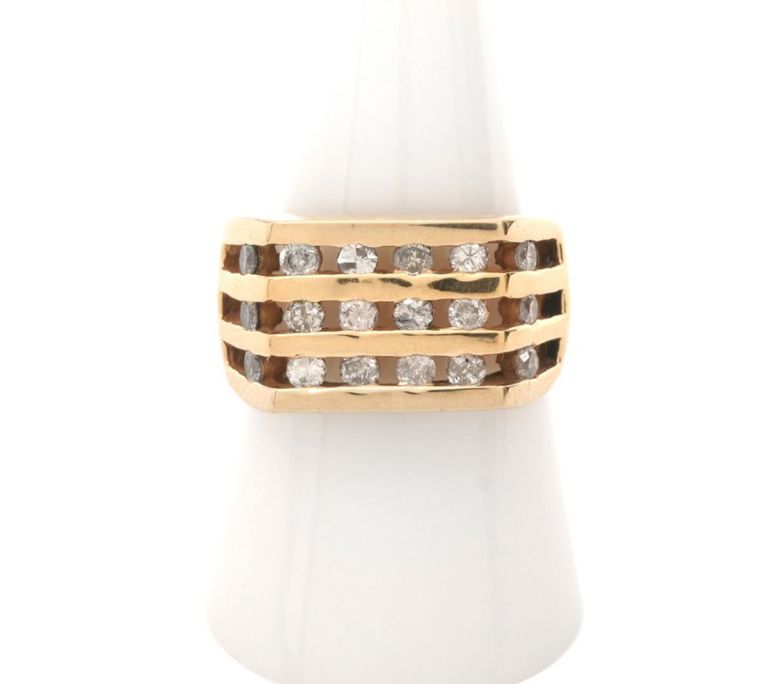 Gentleman's 14K YG Diamond Ring