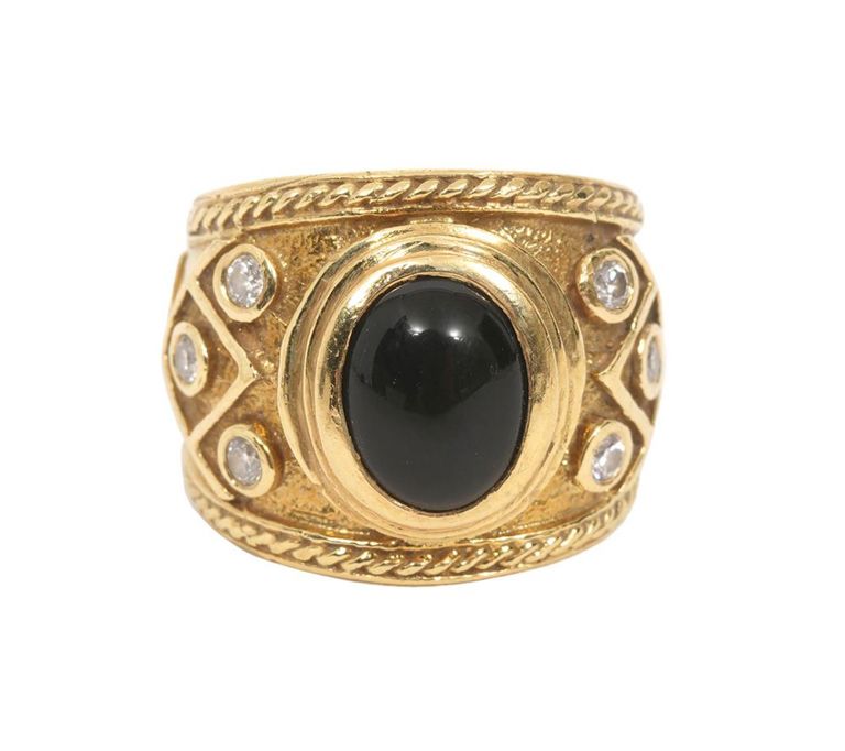 18K YG Onyx and Diamond Ring