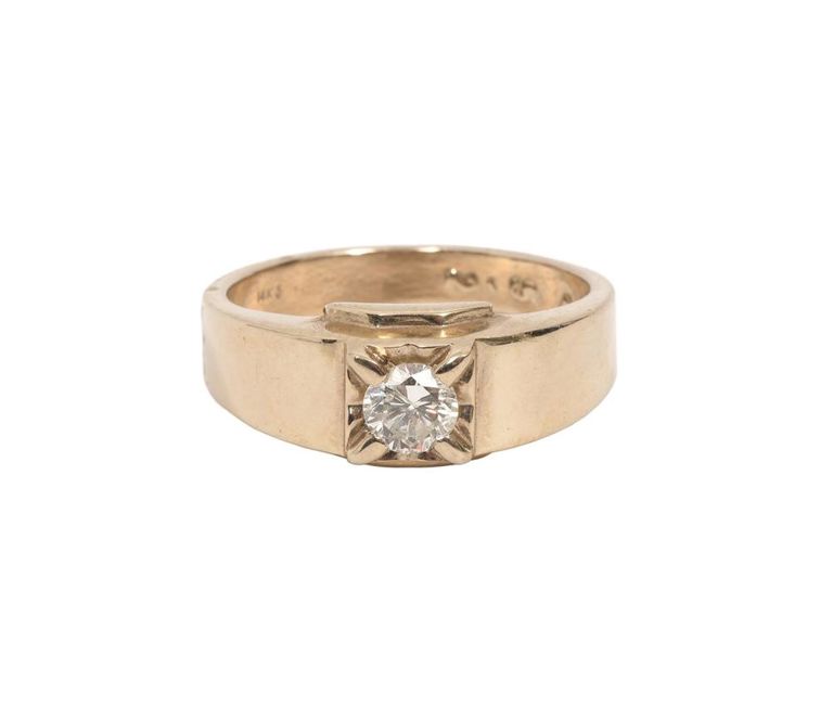 Gentleman's 14K YG Diamond Ring