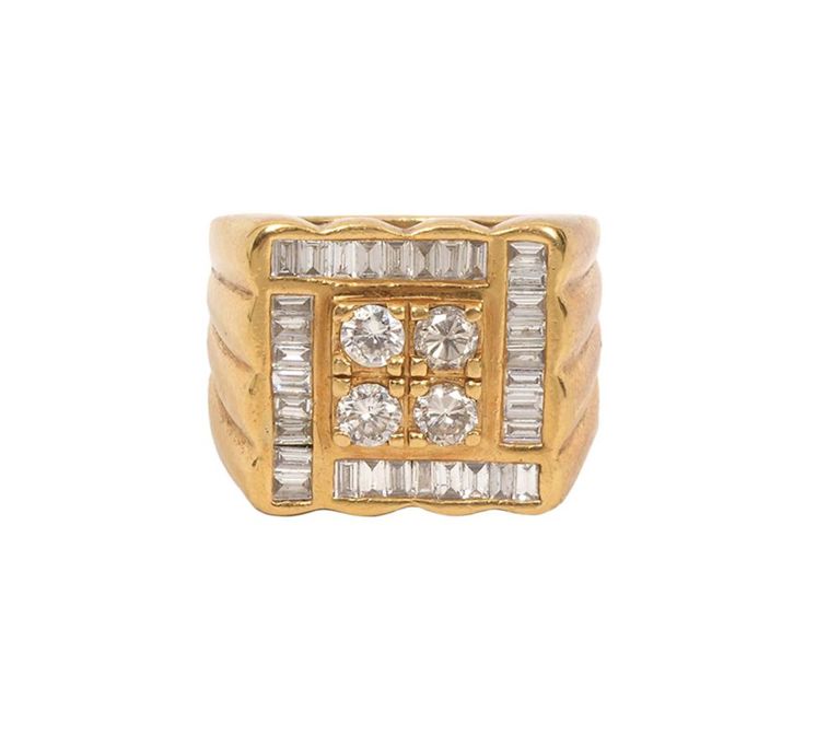 Gentleman's 18K YG and Diamond Ring