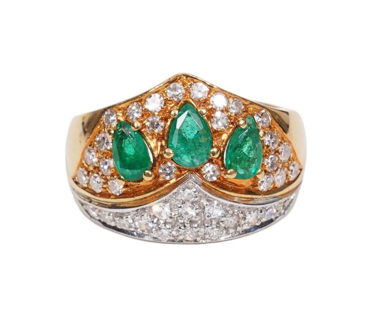 18K Yellow Gold, Emerald & Diamond Ring
