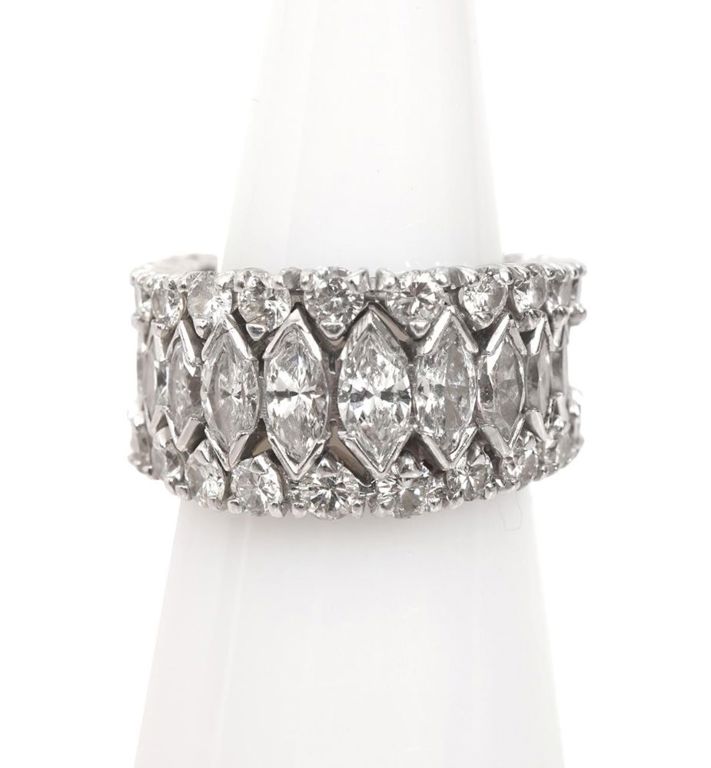 Estate Ladies Platinum Diamond Ring