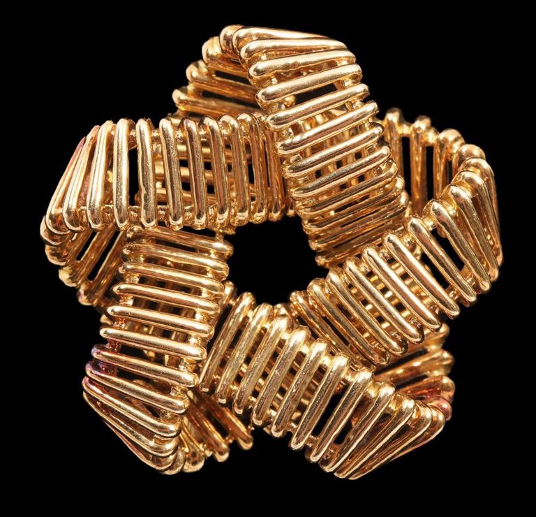 Vintage Hermes 18K Gold Star Brooch