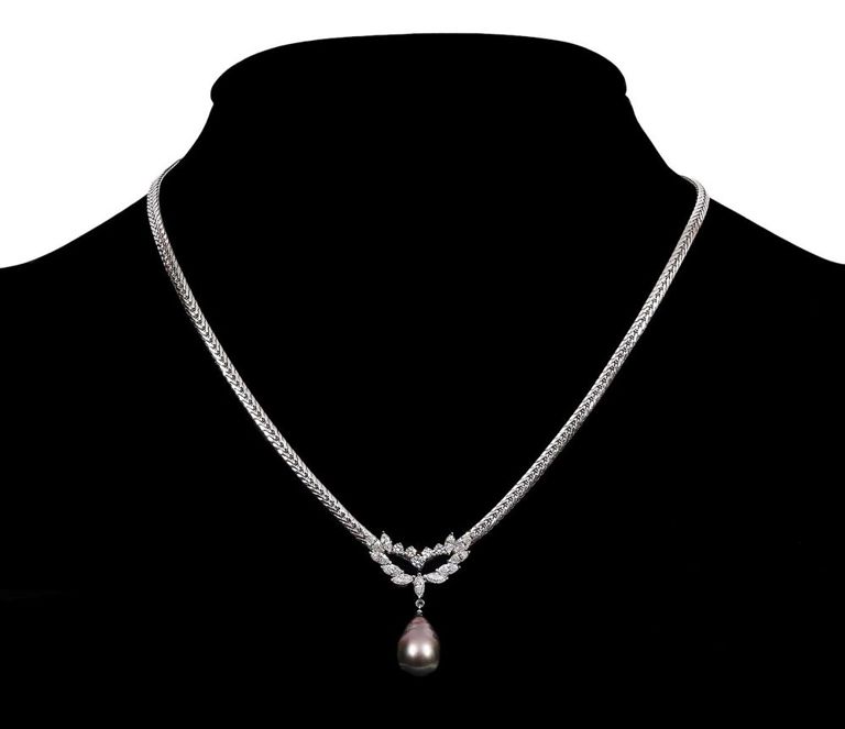 Lady's Pearl and Diamond Platinum Necklace