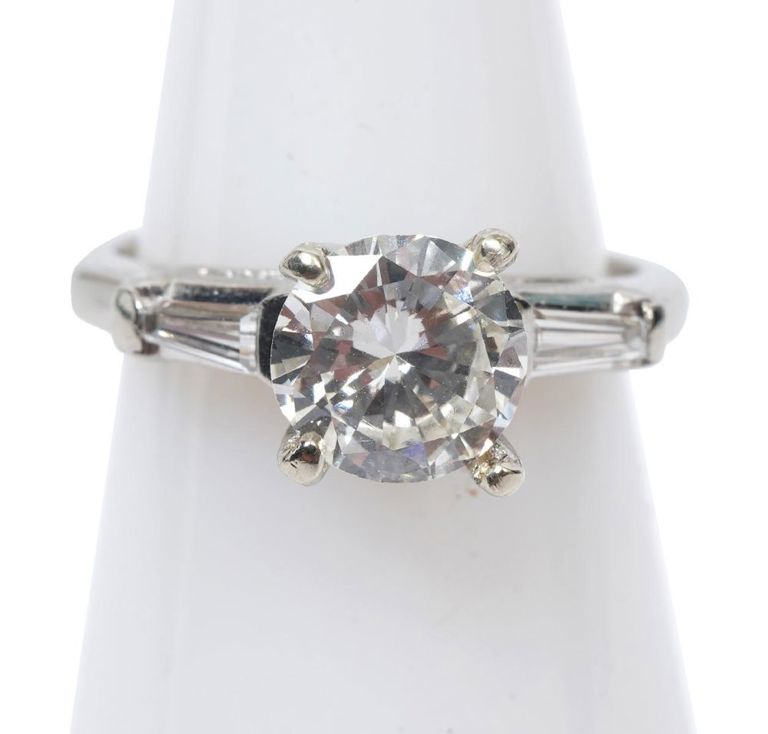 14k white gold ring