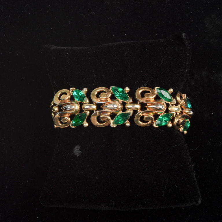 Trifari Green Rhinestone Bracelet.