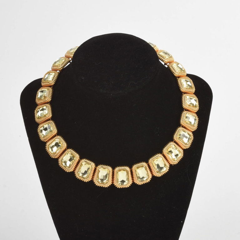 Expandable Collar Neckalce.