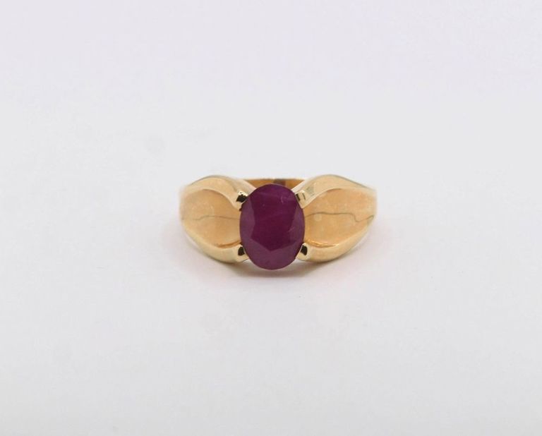 14K Yellow Gold Ruby Ring