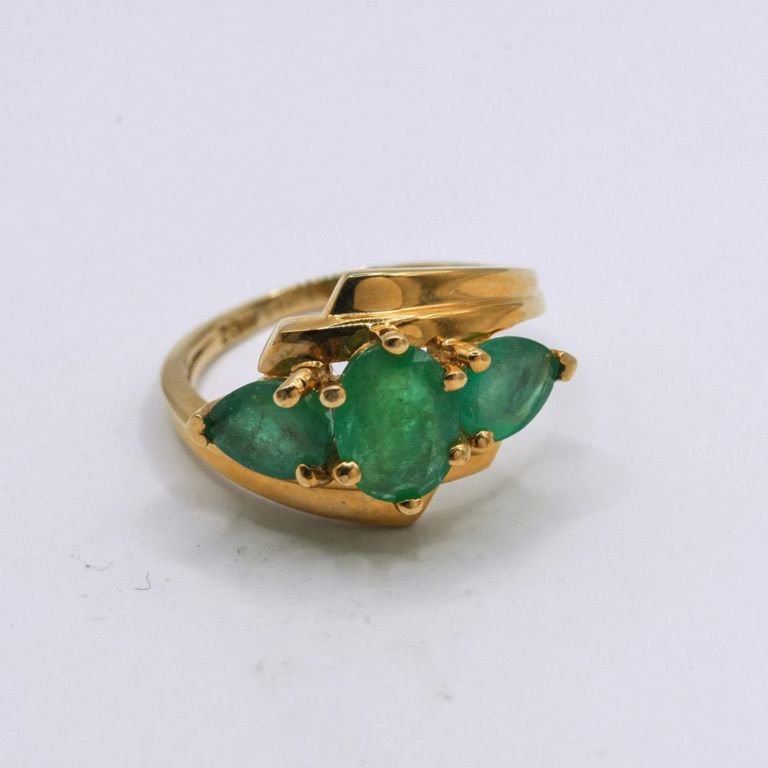 14K Yellow Gold Emerald Ring