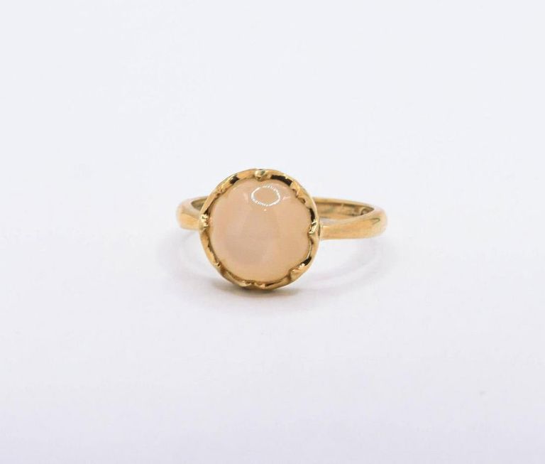 10K Peach Moonstone Ring