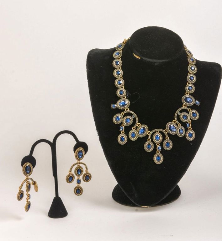 Oscar De La Renta Necklace & Earrings