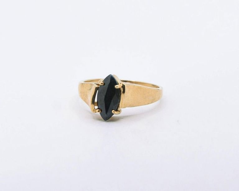 10K Ebony Sapphire Ring