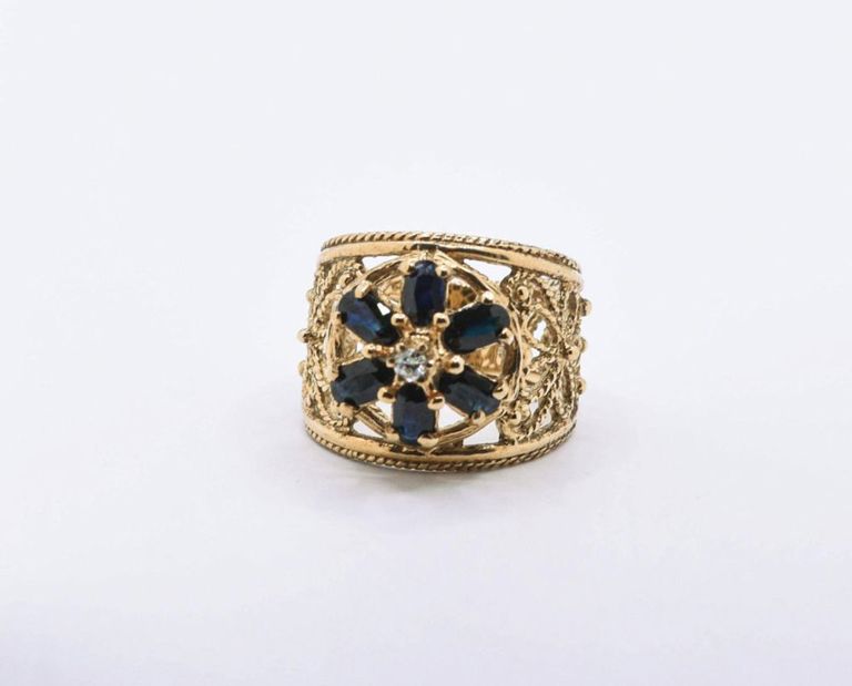 10K Blue Sapphire & White Topaz Ring