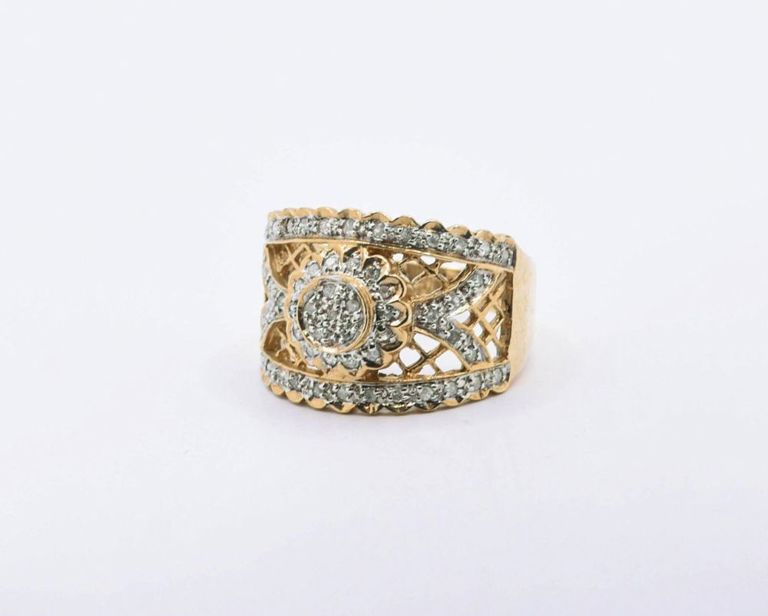 14K Diamond Cluster Ring