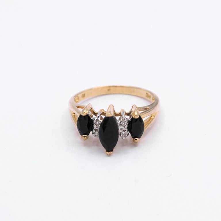14K Black Onyx & Diamond Ring