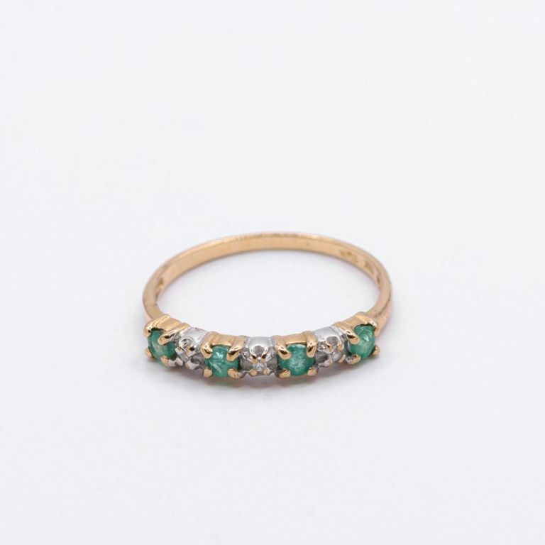 10K Emerald & Diamond Ring