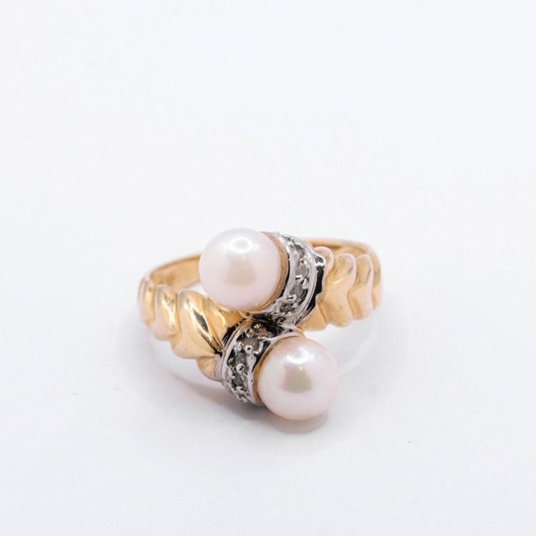 14K Pearl & Diamond Ring