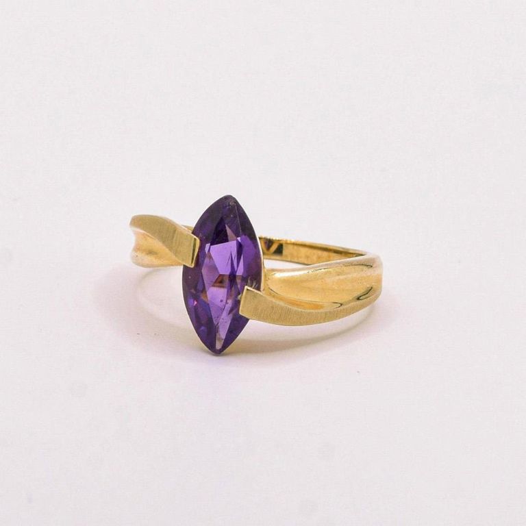 10K Amethyst Ring