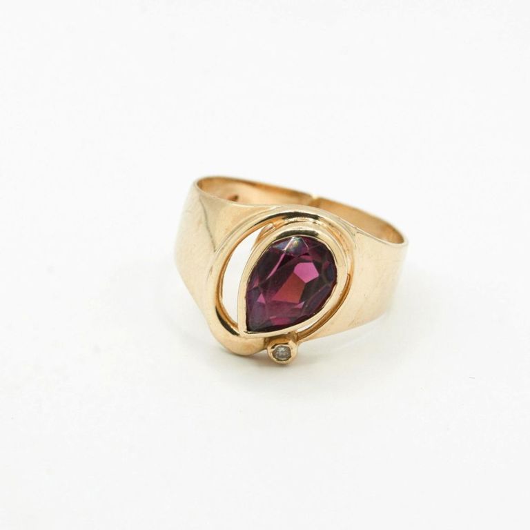 10K Rhodalite Garnet & Diamond Ring