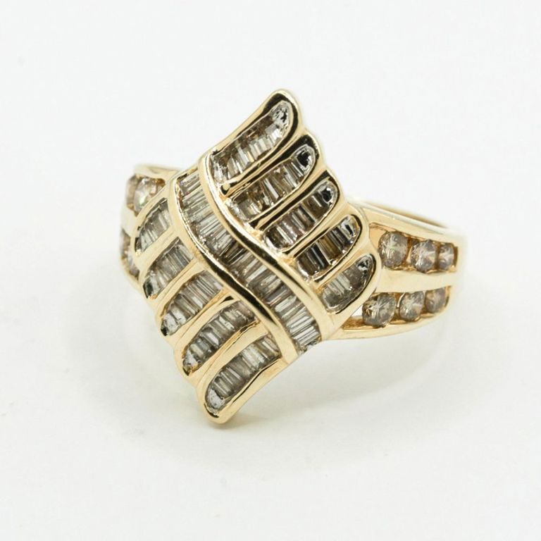 14K Baguette Diamond Cluster Ring