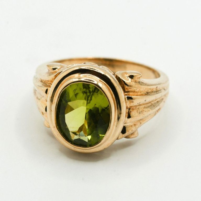 10K Peridot Ring