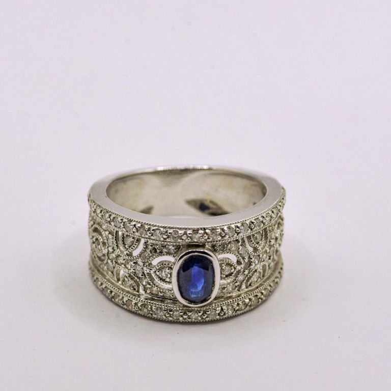 14K Blue Sapphire & Diamond Ring
