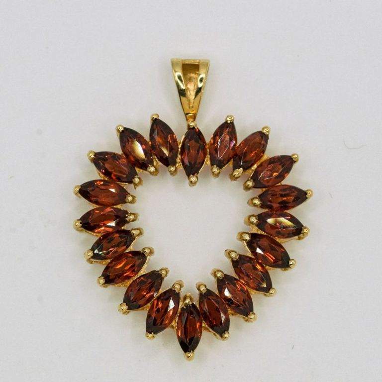 14K Garnet Heart Necklace