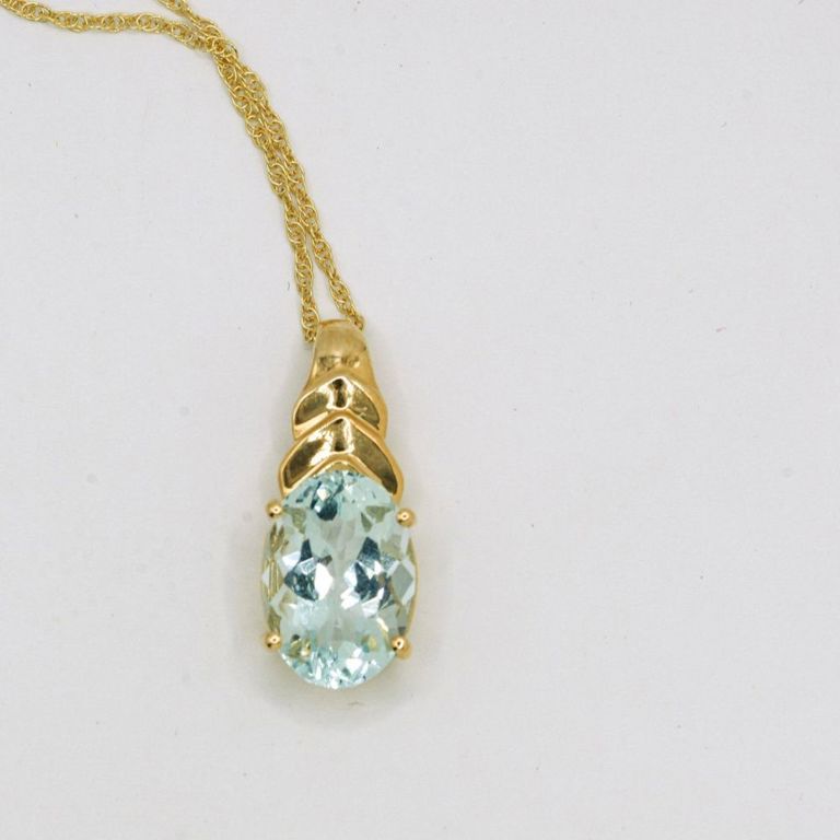 14K Aquamarine Necklace