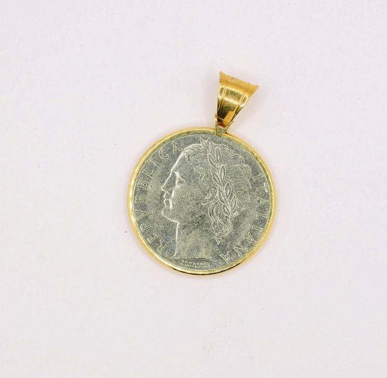 1975 100 Lire Italy Coin Pendant