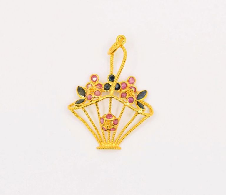 10K Basket of Flowers Pendant