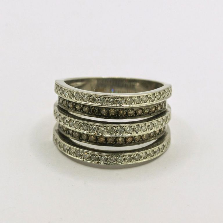 18KW LeVian Diamond Band