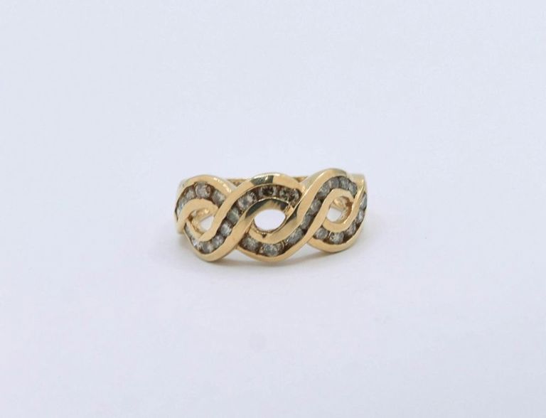 14K Yellow Gold Diamond Cluster Ring