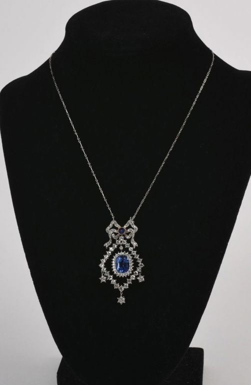 White Gold Edwardian Sapphire & Diamond Necklace
