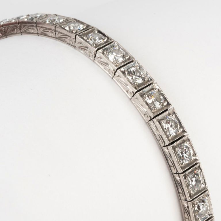 Platinum and Diamond Straightline Bracelet