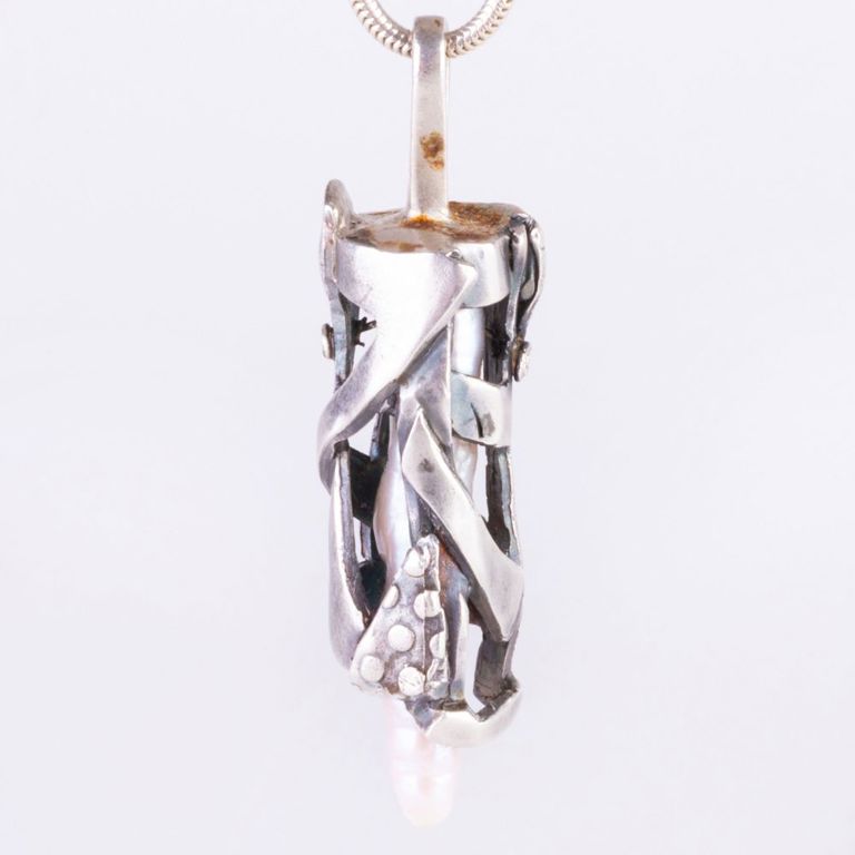 Modernist Sterling Silver and Freshwater Pearl Pendant Necklace