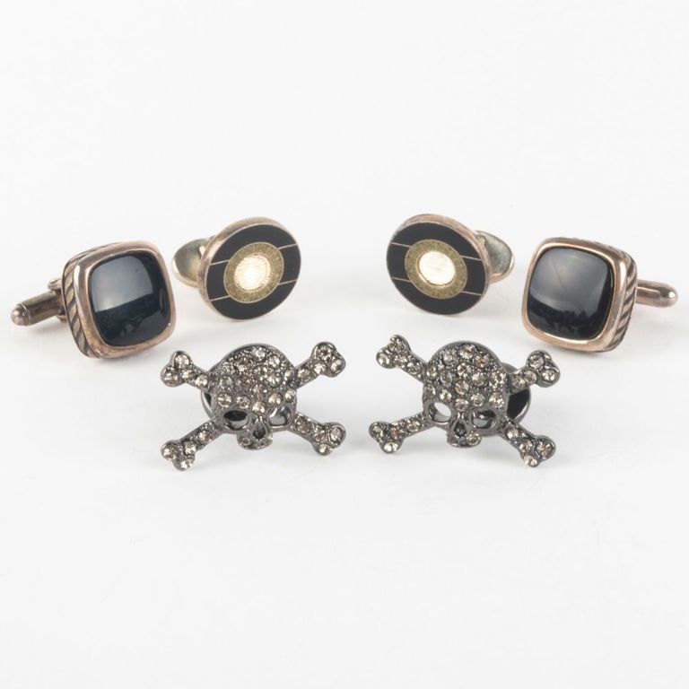 Pair of Vivian Westwood Cufflinks, a Pair of David Yurman Cufflinks and a Pair Circular Cufflinks