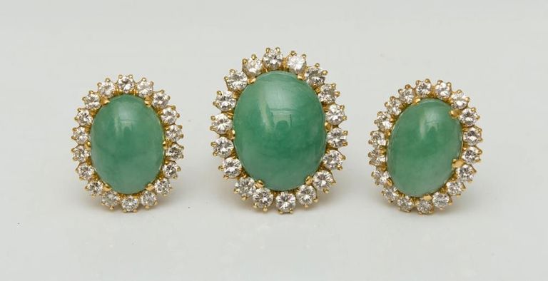 Pair of 18k Gold, Green Hardstone and Diamond Earclips and a Matching Ring