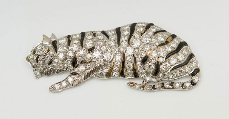 18k White Gold, Diamond and Black Enamel Tiger Brooch