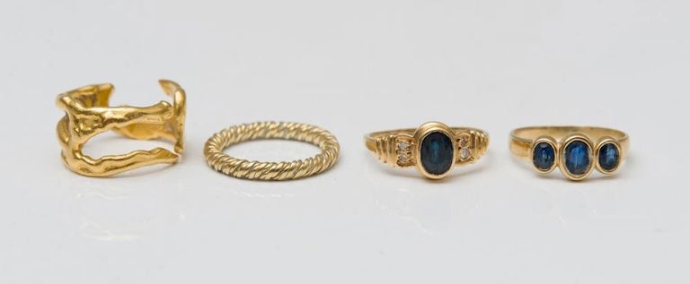 Four 18k Gold Rings