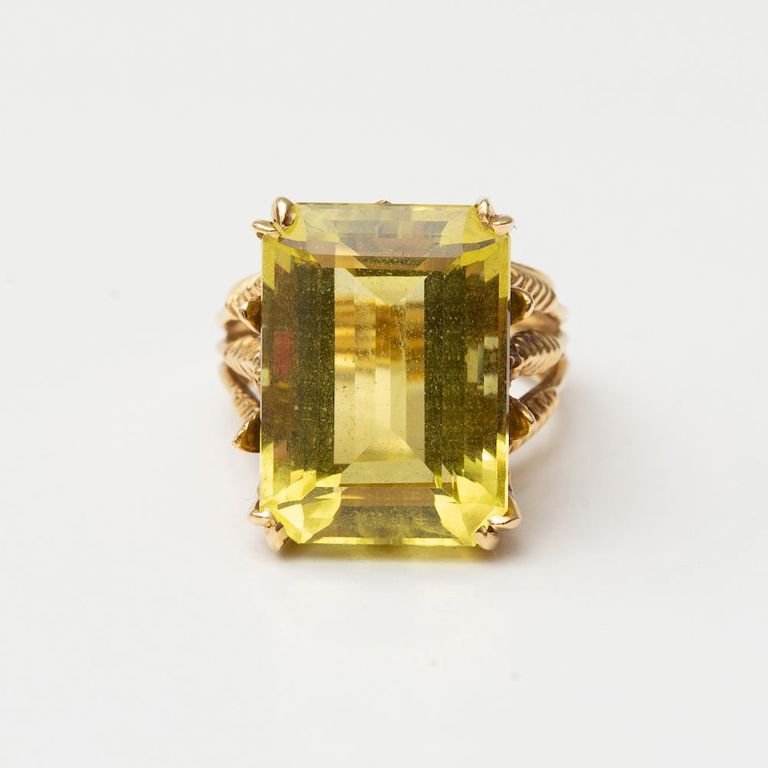 18k Gold and Lemon Citrine Ring