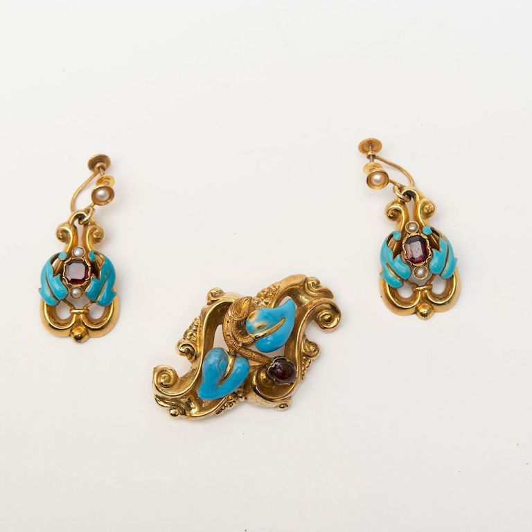 Victorian 14k Gold, Enamel, Garnet and Split Pearl Brooch and a Pair of Matching Earrings