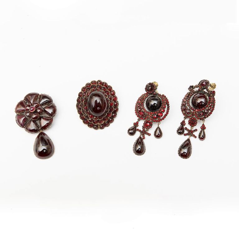 Victorian Suite of Garnet and Metal Jewelry